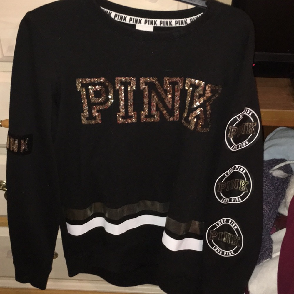 Pink crew neck sequined